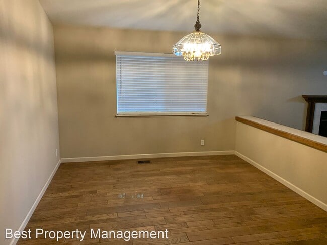 Building Photo - 3 br, 2 bath House - 2240 Colonial Ct