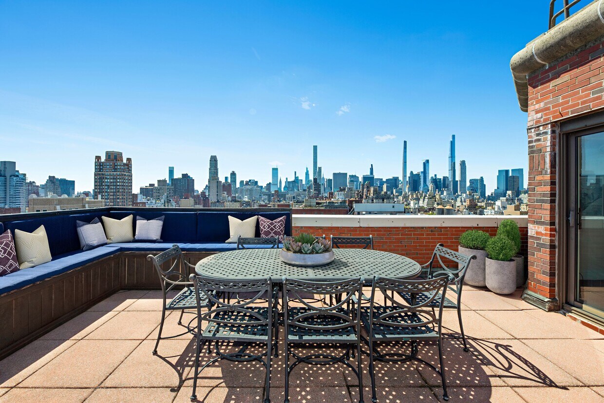 Foto principal - 124 E 79th St