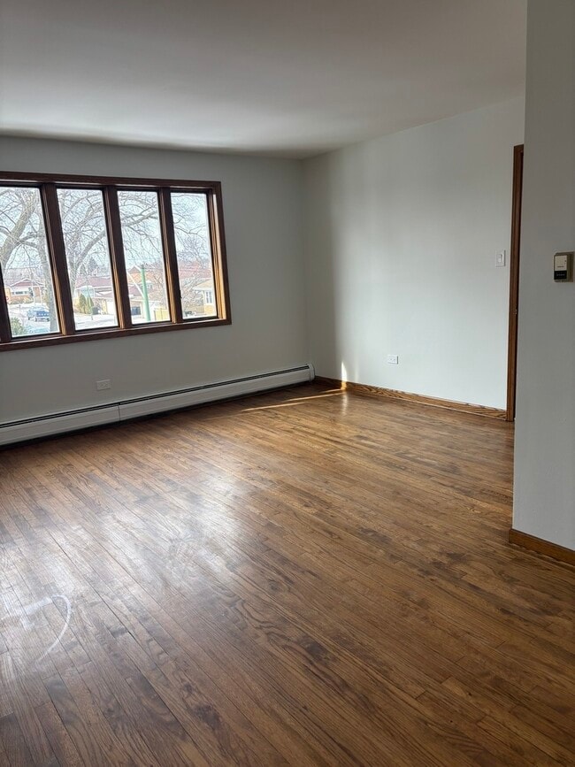 Building Photo - 4801 S Kolin Ave