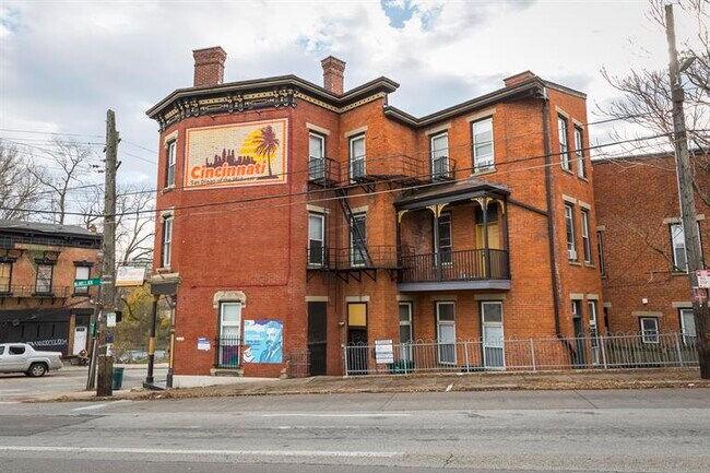 Foto del edificio - 1 W McMillan St