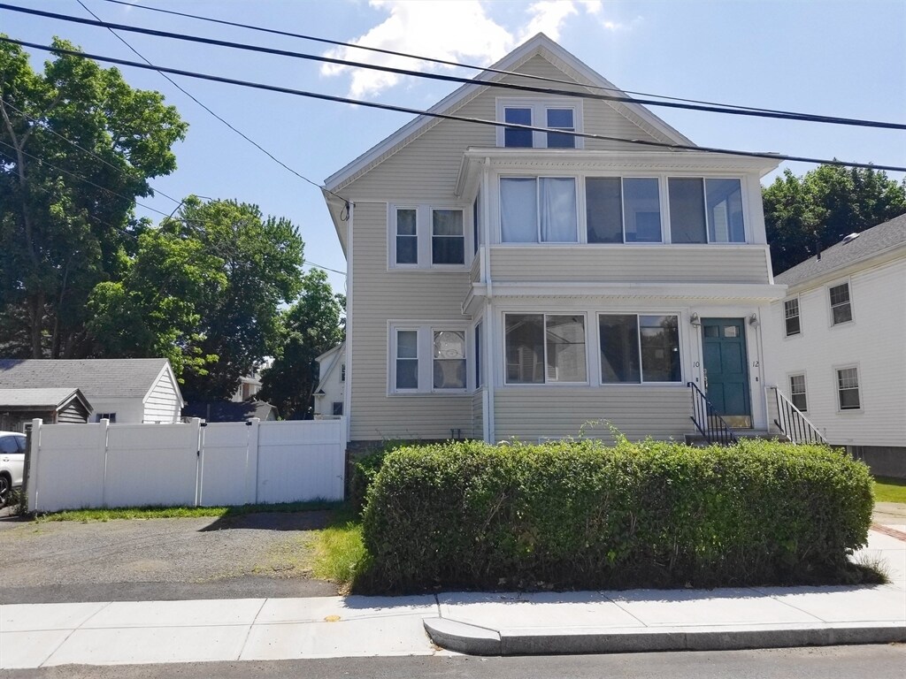 Primary Photo - 10 Farrell St