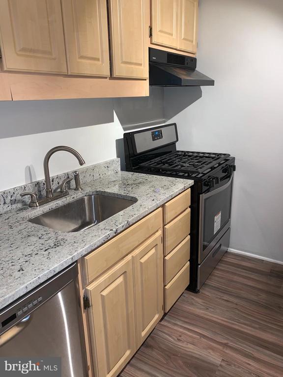 Foto del edificio - 4201 Cathedral Ave NW