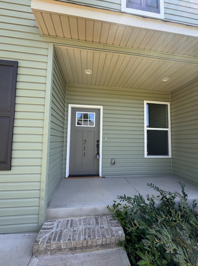 Building Photo - Spacious 5-Bedroom Greenville Home with 3.5 Baths, 2-Car Garage & Walkout Basement