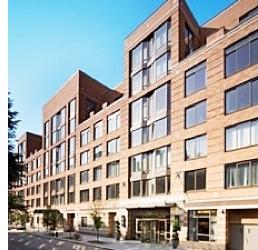 Building Photo - 130 W 15th St