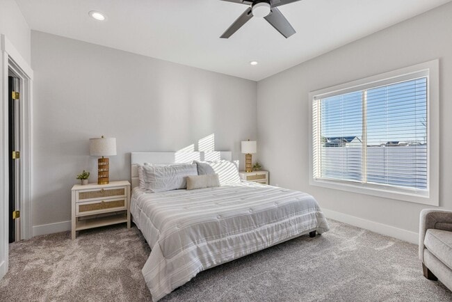 Building Photo - FURNISHED PROPERTY AND INCLUDES ALL UTILITIES