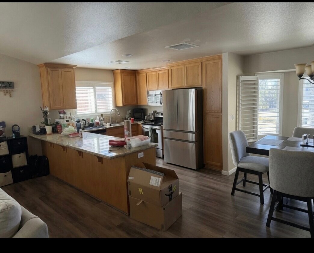 Foto del edificio - 1761 Bay Ct