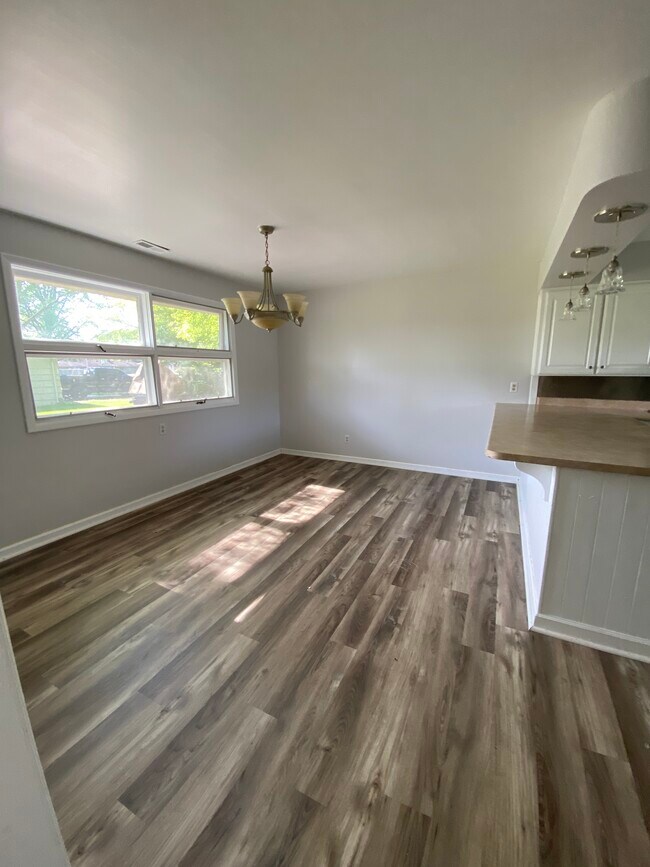 130 E Hoover Dr, Fort Wayne, IN 46816 House Rental in Fort Wayne, IN