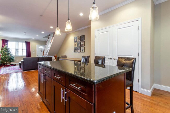 Foto del edificio - 1207 S 18th St