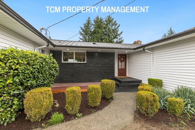 Building Photo - 1121 E Guiberson St