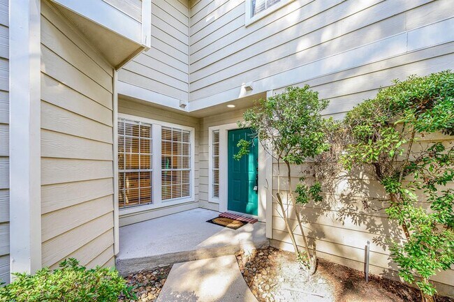 Building Photo - 158 N Magnolia Pond Pl