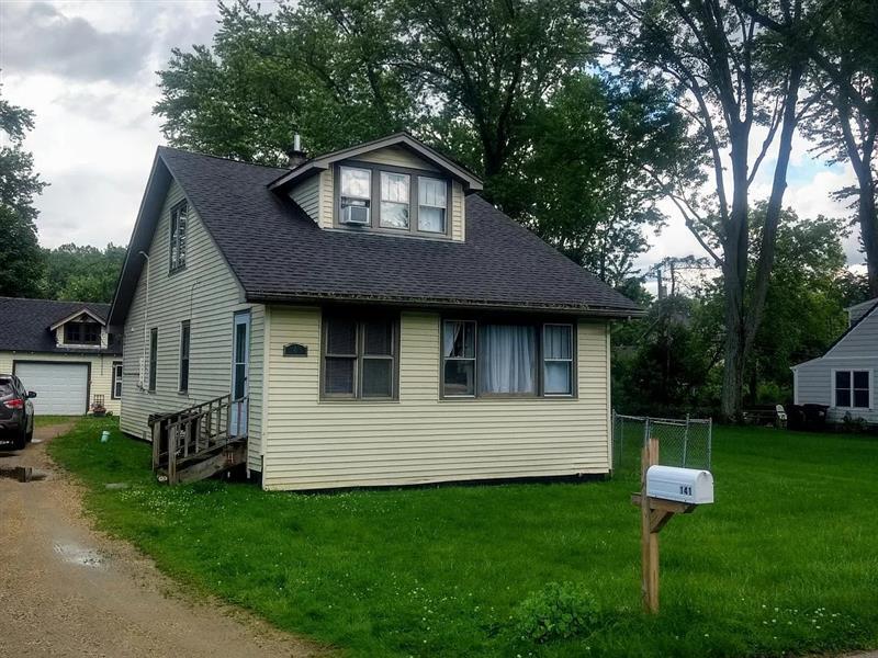 Crystal Lake Sweet Home House Rental in Crystal Lake, IL