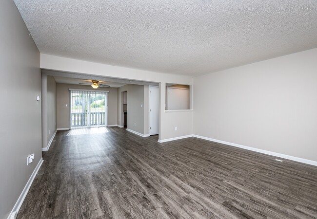 Building Photo - Maple Hills Apartments
