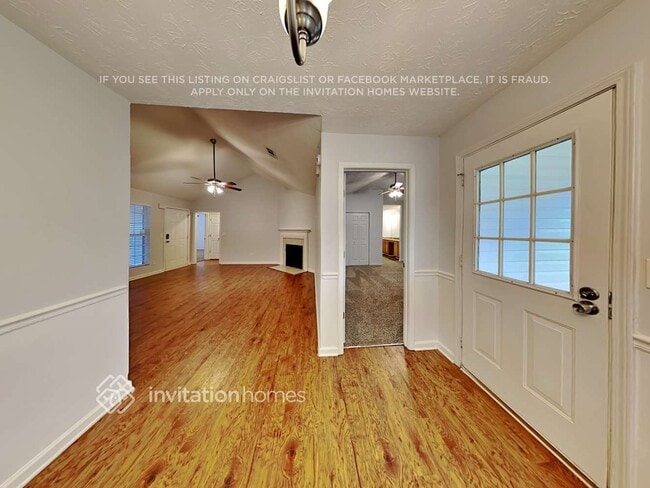 Foto del edificio - 408 Underwood Ct