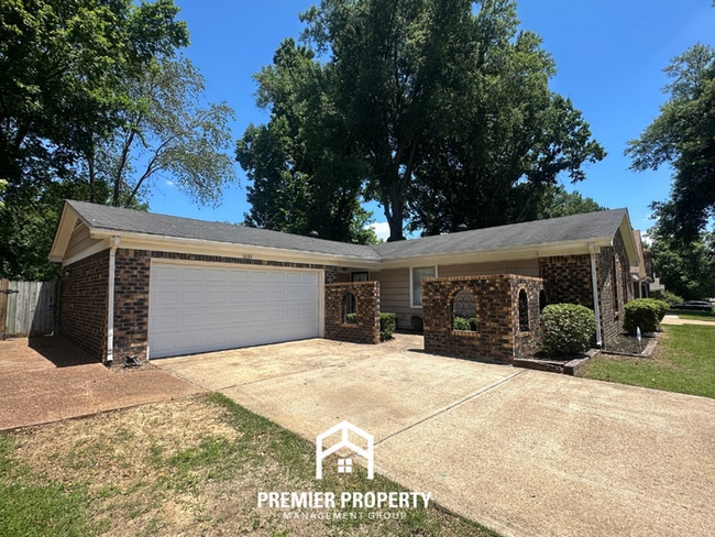 Photo - Charming 3BR/2BA Bartlett Area Home | Vaulted Ceilings, Fireplace & 2-Car Garage