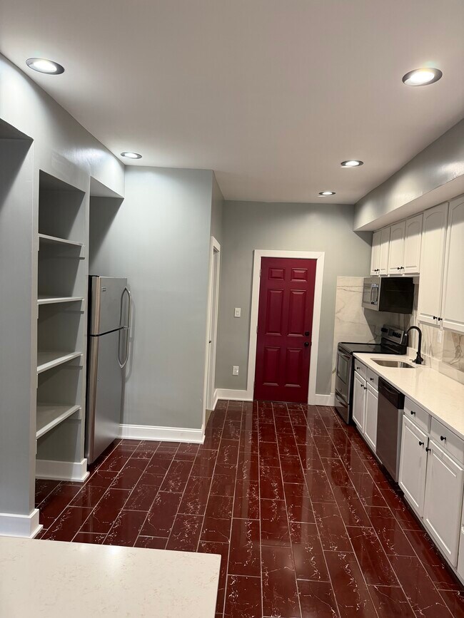 Foto del edificio - 710 N Luzerne Ave