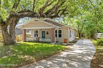 Building Photo - 4544 Royal Ave