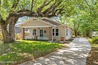 Building Photo - 4544 Royal Ave