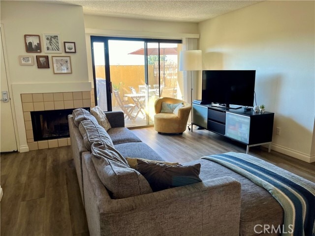 Building Photo - 25712 Le Parc