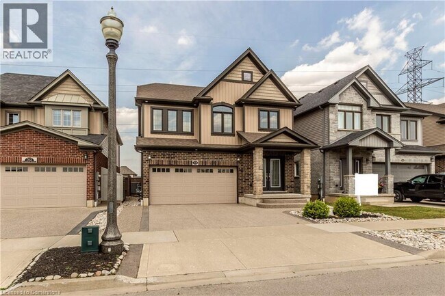 Photo du bâtiment - 508 Netherwood Cres