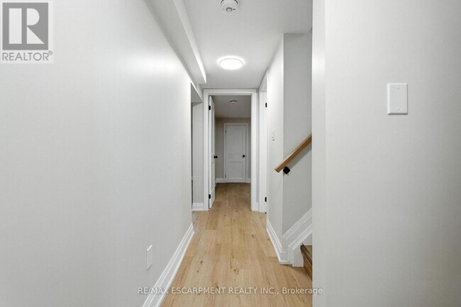 Photo du bâtiment - 929 Upper Ottawa St