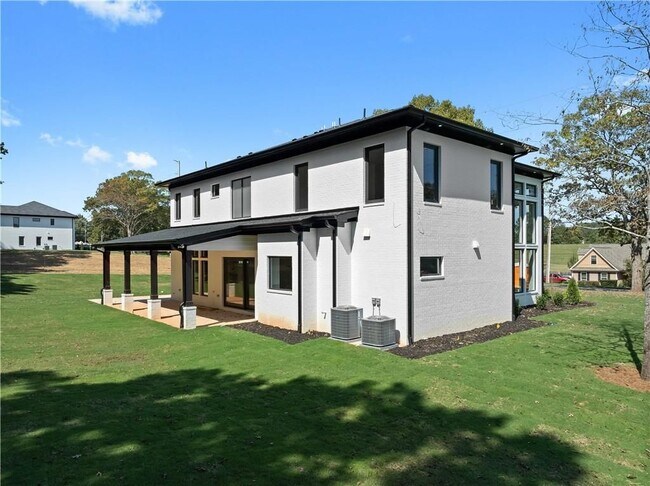 Building Photo - 1660 Union Grove Church Rd