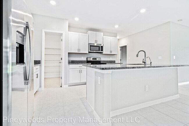 Building Photo - 6 br, 3 bath House - 31390 Barrel Wave Way