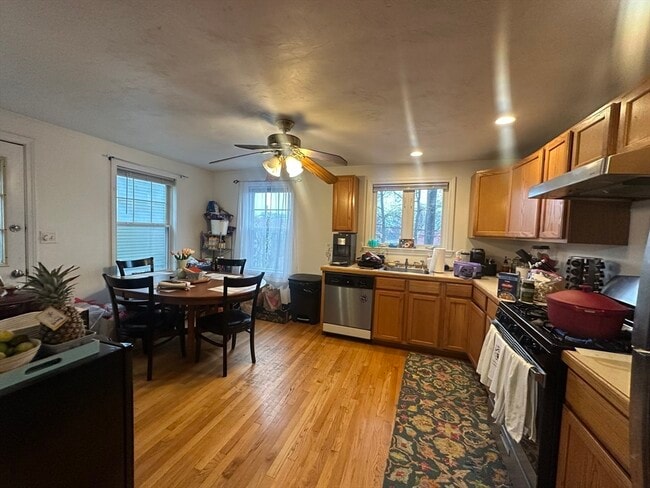 Foto del edificio - 174 Calumet St