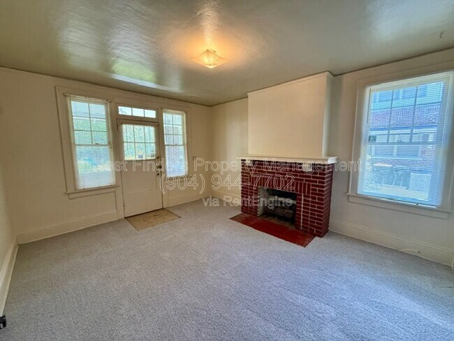 Foto del edificio - 2309 College St