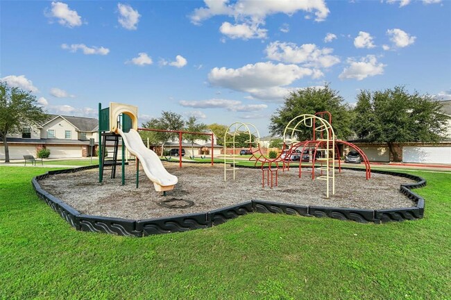 Building Photo - 9710 Clifton Park Dr