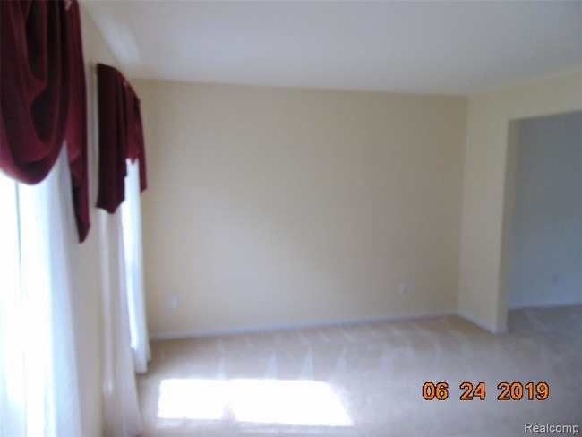 Building Photo - 7165 Fox Chase Ln