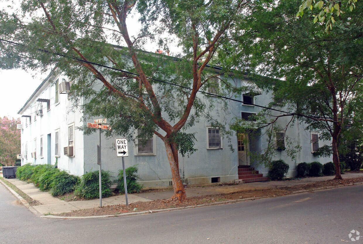 Primary Photo - 801 Spanish Town Rd