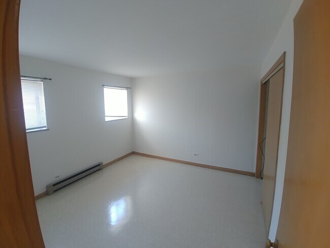 Building Photo - 753 Busse Hwy