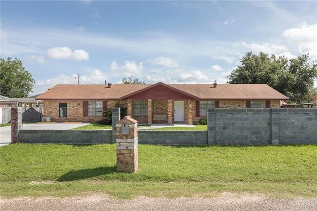 Building Photo - 3316 Palenque Dr