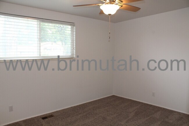 Foto del edificio - 602 Pioneer Ave