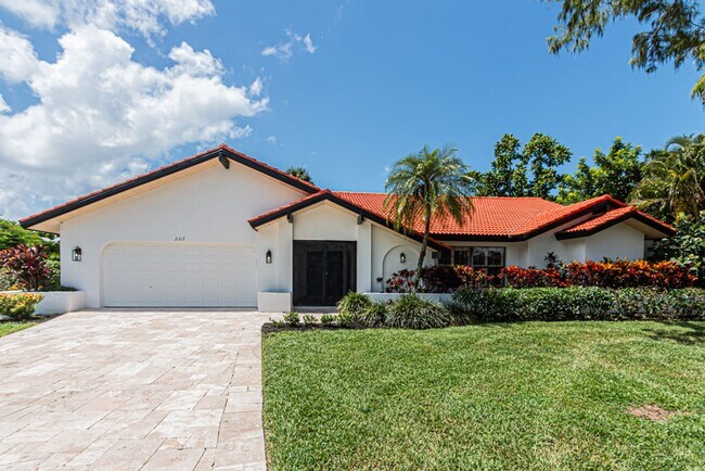 Foto del edificio - Newly Renovated 3 Bedroom Pool Home in Des...