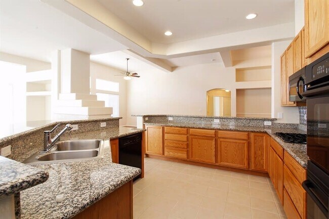 Building Photo - 6109 Jubilee Gardens Ave