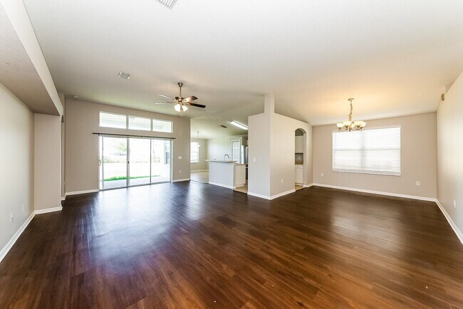 Foto del edificio - 13731 Ogakor Dr