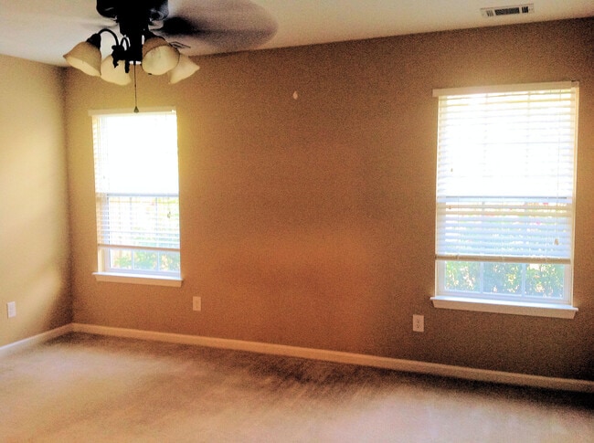 Building Photo - 4046 Corners Way