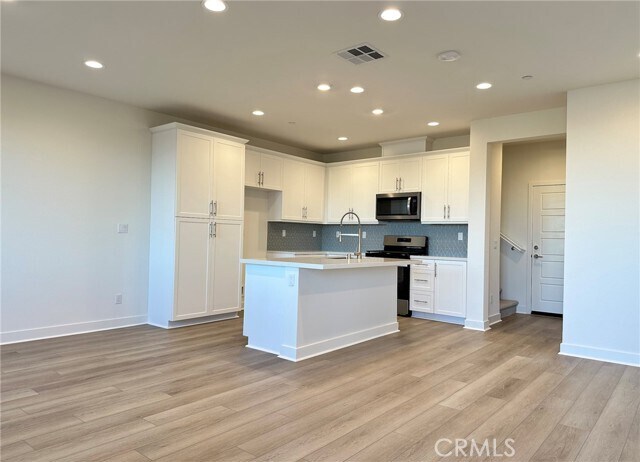 Building Photo - 4283 Hollyhock Paseo