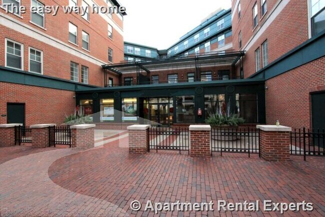 Building Photo - 632 Massachusetts Ave