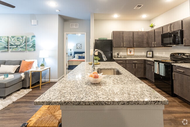 Interior Photo - Highview Pointe