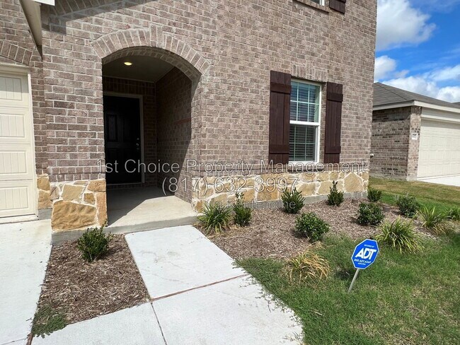 Foto del edificio - 16013 Crews Ave