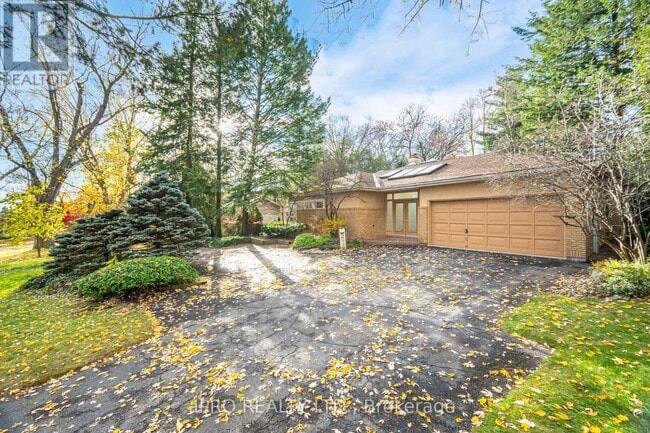 Building Photo - 4189 Inglewood Dr