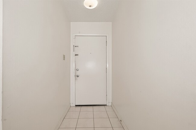 Foto del edificio - 2803 Fir Crest Ct