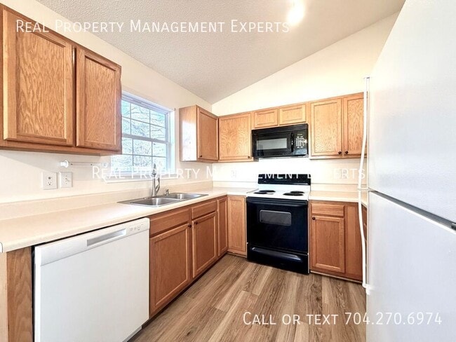 Foto del edificio - 123 Garden St