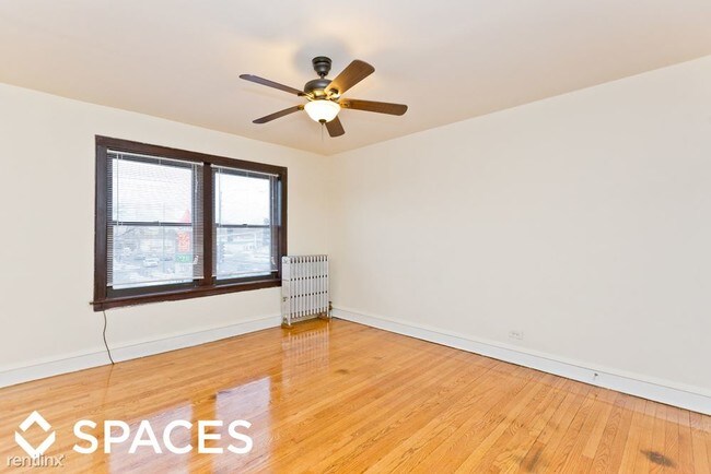 Building Photo - 4350 N Cicero Ave