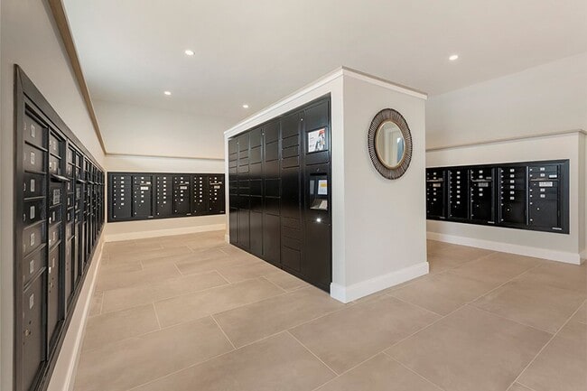 Foto del edificio - Momentum at First Creek