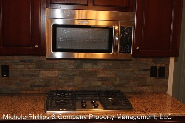 Foto del edificio - 4 br, 2 bath House - 2120 Airborn Cove