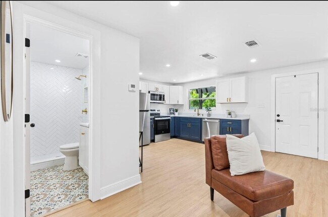 Foto del edificio - 1517 E Giddens Ave