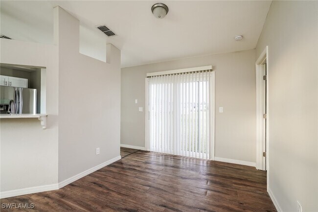Foto del edificio - 902 SW 11th Ct